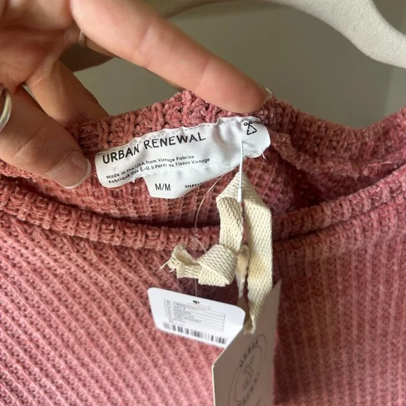 Women's Pink Long Sleeve Top - Picture 3 of 5